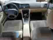 1994 Honda Accord с VIN JHMCD5648RC102293, выставлен на аукционе Copart как лот 71129625 с пробегом 159 827 миль миль и Списание • Salvage title. История ставок и продаж доступна на DreamBid. Изображение 8.