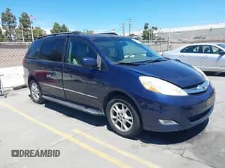 2006 Toyota Sienna XLE z VIN 5TDZA22C16S431945, wystawiony jako IAAI lot #42939373 z przebiegiem 250 612 mil mil oraz . Historia ofert i sprzedaży dostępna na DreamBid. Obrazek 1.