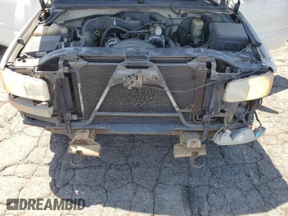 2000 GMC Sierra 1500 SL с VIN 1GTEC14W0YZ159433, выставлен на аукционе Copart как лот 66924725 с пробегом 333 382 миль миль и Списание • Salvage title. История ставок и продаж доступна на DreamBid. Изображение 11.