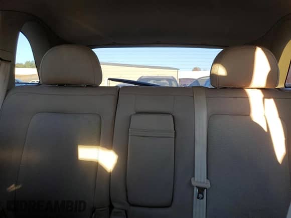 2008 Saturn VUE XE z VIN 3GSCL33P08S513630, wystawiony jako Copart lot #82812414 z przebiegiem 196 583 mil mil oraz Szkoda całkowita • Salvage title. Historia ofert i sprzedaży dostępna na DreamBid. Obrazek 10.