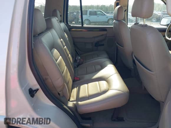 2005 Ford Explorer с VIN 1FMZU65K35ZA04485, выставлен на аукционе IAAI как лот 42994137 с пробегом 140 887 миль миль и . История ставок и продаж доступна на DreamBid. Изображение 8.