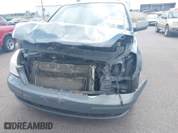 2007 Hyundai Entourage GLS with VIN KNDMC233376037156, listed as a IAAI auction lot 43155351 with 149,891 mi miles and . Bid and sale history available at DreamBid. Image 6.