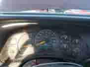2001 Chevrolet Silverado 2500 LS с VIN 1GCGK29U31Z109818, выставлен на аукционе Copart как лот 77433584 с пробегом 254 087 миль миль и Чистый • Clean title. История ставок и продаж доступна на DreamBid. Изображение 9.
