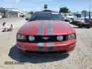 2005 Ford Mustang GT Deluxe с VIN 1ZVFT85H455196014, выставлен на аукционе Copart как лот 64955205 с пробегом 185 633 миль миль и Списание • Salvage title. История ставок и продаж доступна на DreamBid. Изображение 5.