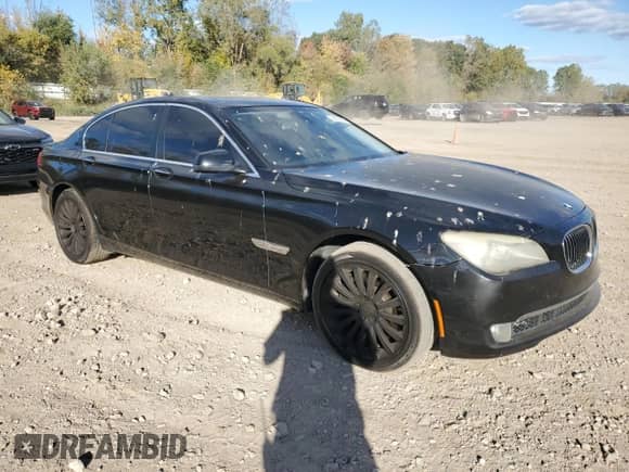 2012 BMW 7 Series 750i with VIN WBAKA8C5XCDS99728, listed as a Copart auction lot 86607995 with Not provided miles and Clean title. Bid and sale history available at DreamBid. Image 4.