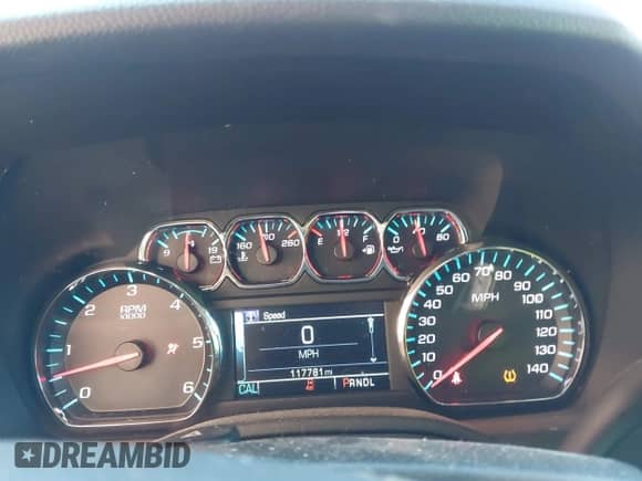 2019 Chevrolet Tahoe LS with VIN 1GNSKAKC1KR197010, listed as a IAAI auction lot 42718151 with 117,781 mi miles and . Bid and sale history available at DreamBid. Image 7.