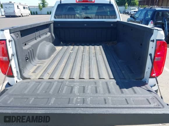 2021 Chevrolet Colorado 2WD Work Truck с VIN 1GCHSBEA8M1194688, выставлен на аукционе IAAI как лот 42356036 с пробегом 42 920 миль миль и . История ставок и продаж доступна на DreamBid. Изображение 18.
