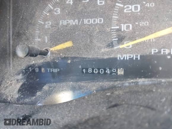 1999 Chevrolet Suburban с VIN 1GNFK16R2XJ542907, выставлен на аукционе IAAI как лот 42820274 с пробегом 180 049 миль миль и . История ставок и продаж доступна на DreamBid. Изображение 15.