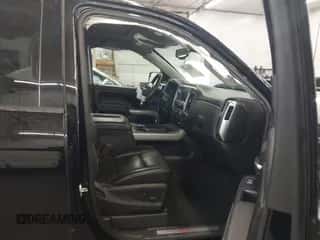 2017 Chevrolet Silverado 1500 LTZ z VIN 3GCUKSEC5HG376727, wystawiony jako IAAI lot #42920595 z przebiegiem 127 956 mil mil oraz . Historia ofert i sprzedaży dostępna na DreamBid. Obrazek 5.