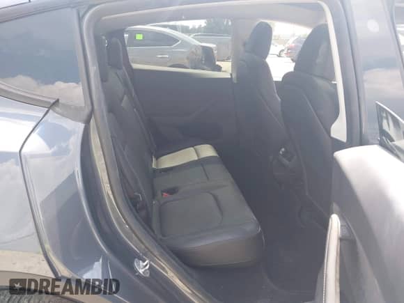 2023 Tesla Model Y Long Range с VIN 7SAYGDEE7PA164500, выставлен на аукционе IAAI как лот 42927626 с пробегом 31 959 миль миль и . История ставок и продаж доступна на DreamBid. Изображение 8.