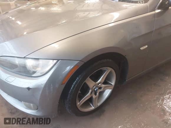 2007 BMW 3 Series 328i with VIN WBAWB33567PV72413, listed as a IAAI auction lot 40911530 with 186,507 mi miles and . Bid and sale history available at DreamBid. Image 6.
