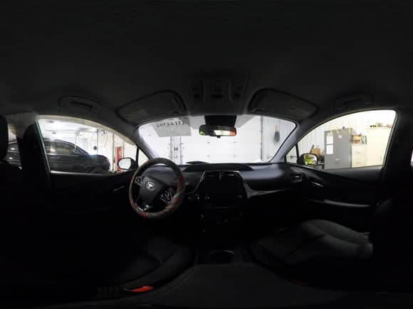 2020 Toyota Prius L Eco с VIN JTDKARFU0L3117987, выставлен на аукционе IAAI как лот 43144394 с пробегом 68 756 миль миль и . История ставок и продаж доступна на DreamBid. Изображение 18.