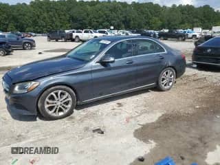 2015 Mercedes-Benz C 300 z VIN 55SWF4JB2FU080104, wystawiony jako Copart lot #69298465 z przebiegiem 99 121 mil mil oraz Czysty tytuł • Clean title. Historia ofert i sprzedaży dostępna na DreamBid. Obrazek 1.
