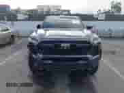 2024 Toyota Tacoma TRD Off Road с VIN 3TMLB5JN6RM051513, выставлен на аукционе IAAI как лот 43140179 с пробегом 13 703 миль миль и . История ставок и продаж доступна на DreamBid. Изображение 12.