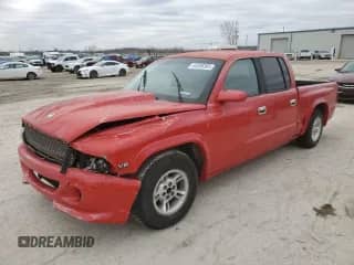 2000 Dodge Dakota Sport with VIN 1B7GL2AN7YS607511, listed as a Copart auction lot 44390365 with 178,048 mi miles and Salvage title. Bid and sale history available at DreamBid. Image 1.
