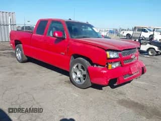 2004 Chevrolet Silverado SS with VIN 2GCEK19N341298431, listed as a IAAI auction lot 43241121 with 219,141 mi miles and . Bid and sale history available at DreamBid. Image 1.