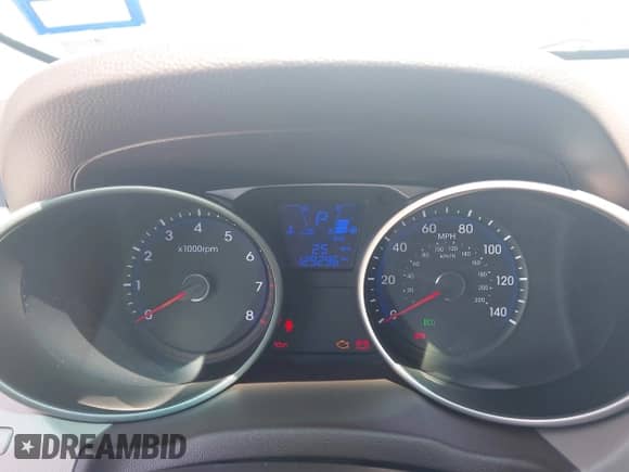 2012 Hyundai Tucson GLS с VIN KM8JU3AC5CU482718, выставлен на аукционе IAAI как лот 43139384 с пробегом 129 296 миль миль и . История ставок и продаж доступна на DreamBid. Изображение 7.