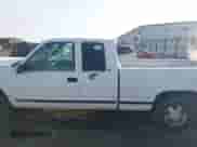 1997 GMC Sierra 1500 с VIN 2GTEC19R8V1561126, выставлен на аукционе IAAI как лот 41456149 с пробегом 240 605 миль миль и . История ставок и продаж доступна на DreamBid. Изображение 15.