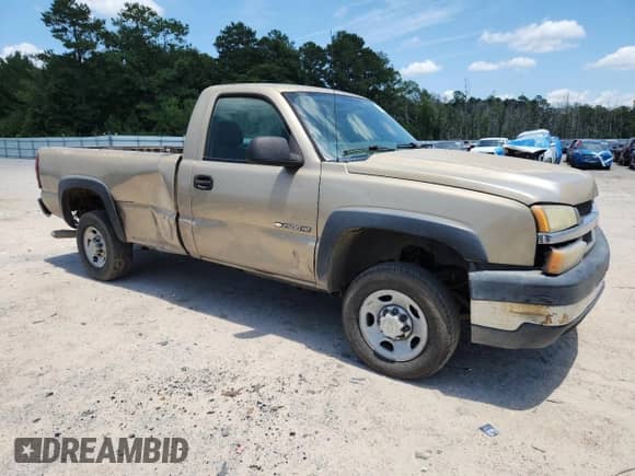 2007 Chevrolet Silverado 2500HD Work Truck z VIN 1GCHC24U47E116950, wystawiony jako Copart lot #61726395 z przebiegiem 230 974 mil mil oraz Szkoda całkowita • Salvage title. Historia ofert i sprzedaży dostępna na DreamBid. Obrazek 4.