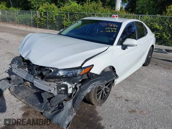 2022 Toyota Camry SE с VIN 4T1G11AK9NU017876, выставлен на аукционе IAAI как лот 43339411 с пробегом 129 171 миль миль и . История ставок и продаж доступна на DreamBid. Изображение 18.