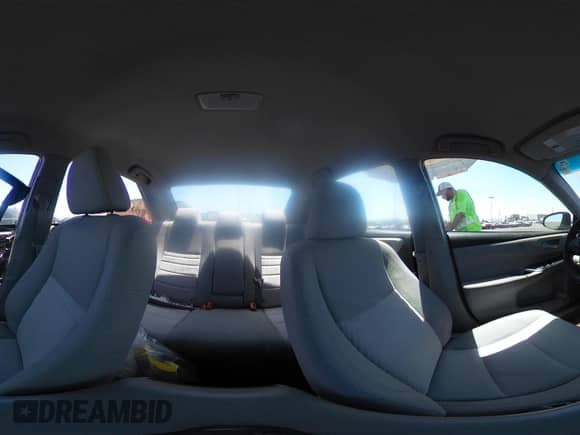 2017 Toyota Camry XLE z VIN 4T1BF1FK6HU369645, wystawiony jako IAAI lot #42371611 z przebiegiem 65 716 mil mil oraz . Historia ofert i sprzedaży dostępna na DreamBid. Obrazek 20.