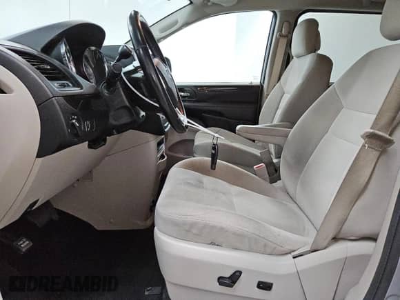 2019 Dodge Grand Caravan SE with VIN 2C4RDGBG6KR639216, listed as a Copart auction lot 80384975 with 98,554 mi miles and Clean title. Bid and sale history available at DreamBid. Image 7.