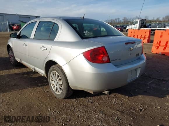 2009 Chevrolet Cobalt LS с VIN 1G1AS58H797196327, выставлен на аукционе IAAI как лот 41209613 с пробегом 162 817 миль миль и . История ставок и продаж доступна на DreamBid. Изображение 3.