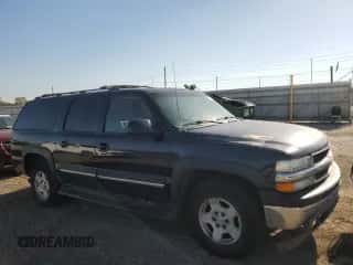 2006 Chevrolet Suburban LS z VIN 1GNFK16Z36J142630, wystawiony jako Copart lot #74815584 z przebiegiem 247 445 mil mil oraz Czysty tytuł • Clean title. Historia ofert i sprzedaży dostępna na DreamBid. Obrazek 4.
