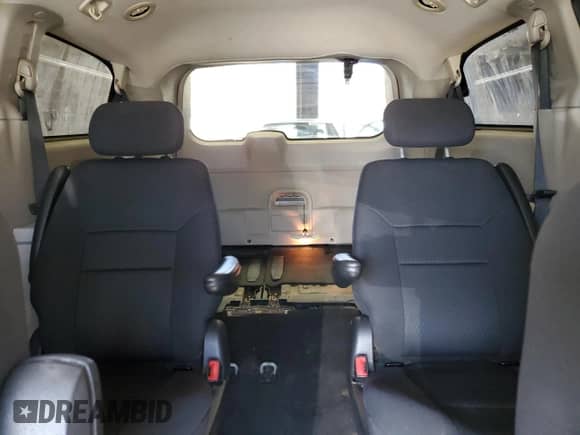 2010 Dodge Grand Caravan SE with VIN 2D4RN4DE5AR364978, listed as a Copart auction lot 87020355 with 177,743 mi miles and Salvage title. Bid and sale history available at DreamBid. Image 10.