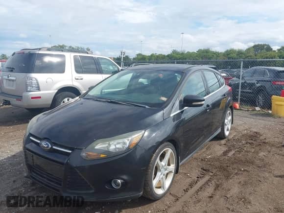 2012 Ford Focus Titanium с VIN 1FAHP3N29CL149221, выставлен на аукционе IAAI как лот 43300152 с пробегом 185 943 миль миль и . История ставок и продаж доступна на DreamBid. Изображение 6.