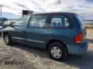 2000 Dodge Caravan with VIN 2B4FP25B8YR774829, listed as a Copart auction lot 81850534 with 231,740 mi miles and Clean title. Bid and sale history available at DreamBid. Image 2.