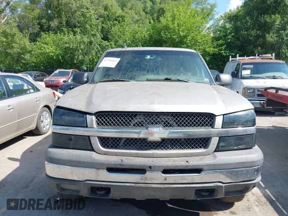 2004 Chevrolet Silverado 2500 LS с VIN 1GCGK23U64F178582, выставлен на аукционе IAAI как лот 42740464 с пробегом Не указан миль и . История ставок и продаж доступна на DreamBid. Изображение 12.