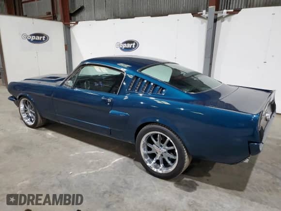 1965 Ford Mustang z VIN 5R09A144075, wystawiony jako Copart lot #89883855 z przebiegiem 1 040 mil mil oraz Szkoda całkowita • Salvage title. Historia ofert i sprzedaży dostępna na DreamBid. Obrazek 2.