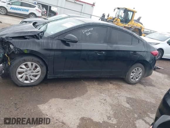 2018 Hyundai Elantra SE с VIN 5NPD74LF7JH376140, выставлен на аукционе IAAI как лот 42353926 с пробегом 135 890 миль миль и . История ставок и продаж доступна на DreamBid. Изображение 15.