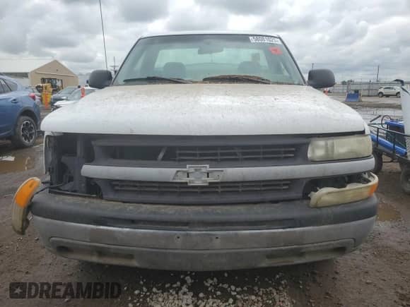 2002 Chevrolet Silverado 1500 z VIN 1GCEC14W32Z142164, wystawiony jako Copart lot #58081025 z przebiegiem 162 501 mil mil oraz Szkoda całkowita • Salvage title. Historia ofert i sprzedaży dostępna na DreamBid. Obrazek 5.