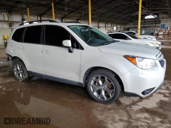 2015 Subaru Forester Touring with VIN JF2SJAWC0FH841843, listed as a Copart auction lot 82286335 with 93,011 mi miles and Salvage title. Bid and sale history available at DreamBid. Image 4.