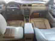 2007 Chevrolet Impala LTZ z VIN 2G1WU58R679343760, wystawiony jako Copart lot #65950985 z przebiegiem 190 904 mil mil oraz Czysty tytuł • Clean title. Historia ofert i sprzedaży dostępna na DreamBid. Obrazek 8.