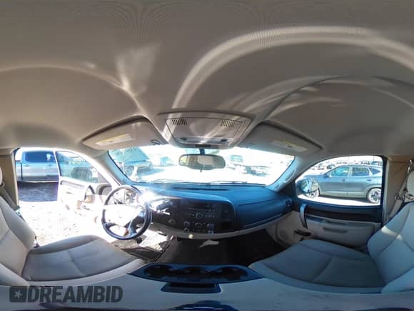 2010 Chevrolet Silverado 1500 LT z VIN 1GCSKSE31AZ119884, wystawiony jako IAAI lot #43543636 z przebiegiem 165 091 mil mil oraz . Historia ofert i sprzedaży dostępna na DreamBid. Obrazek 19.