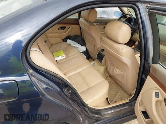 2001 BMW 5 Series 530i с VIN WBADT63401CF07491, выставлен на аукционе IAAI как лот 43419662 с пробегом 141 788 миль миль и . История ставок и продаж доступна на DreamBid. Изображение 8.