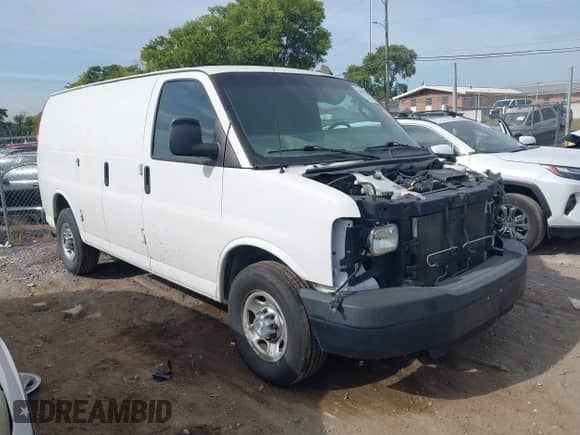 2016 Chevrolet Express Cargo z VIN 1GCWGAFF1G1166491, wystawiony jako IAAI lot #43047940 z przebiegiem 199 509 mil mil oraz . Historia ofert i sprzedaży dostępna na DreamBid. Obrazek 14.