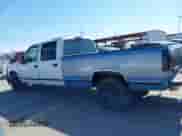 1996 GMC Sierra 1500 z VIN 1GTGC33R4TF018147, wystawiony jako IAAI lot #41612770 z przebiegiem 106 443 mil mil oraz . Historia ofert i sprzedaży dostępna na DreamBid. Obrazek 14.