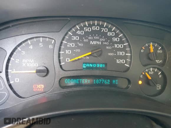 2005 Chevrolet Tahoe LS with VIN 1GNEK13T45R266627, listed as a Copart auction lot 68097535 with 187,762 mi miles and Salvage title. Bid and sale history available at DreamBid. Image 9.
