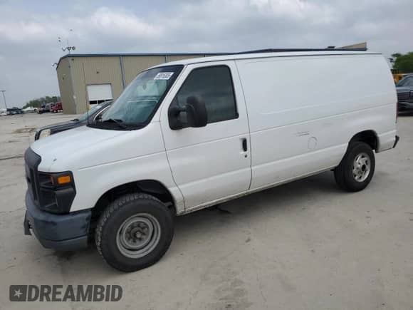 2008 Ford Econoline Cargo Commercial with VIN 1FTNE24W68DA63092, listed as a Copart auction lot 50816305 with 298,726 mi miles and Salvage title. Bid and sale history available at DreamBid. Image 1.