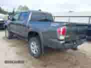 2020 Toyota Tacoma TRD Off Road с VIN 3TMCZ5AN9LM332580, выставлен на аукционе IAAI как лот 43374834 с пробегом 99 649 миль миль и . История ставок и продаж доступна на DreamBid. Изображение 3.