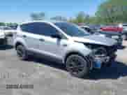 2017 Ford Escape SE с VIN 1FMCU9G93HUB34575, выставлен на аукционе IAAI как лот 42279592 с пробегом 71 904 миль миль и . История ставок и продаж доступна на DreamBid. Изображение 1.