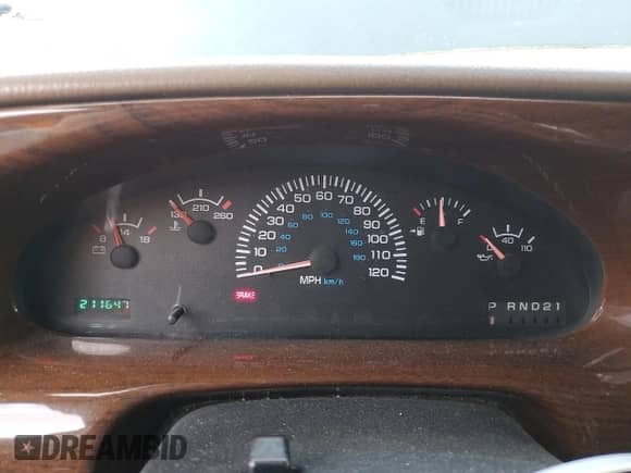 2000 Dodge Cargo Conversion z VIN 2B6HB11Y4YK164678, wystawiony jako Copart lot #49082245 z przebiegiem 211 647 mil mil oraz Szkoda całkowita • Salvage title. Historia ofert i sprzedaży dostępna na DreamBid. Obrazek 9.