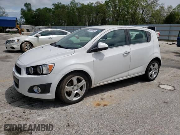 2014 Chevrolet Sonic LTZ с VIN 1G1JE6SB9E4130200, выставлен на аукционе Copart как лот 55669475 с пробегом 104 635 миль миль и Списание • Salvage title. История ставок и продаж доступна на DreamBid. Изображение 1.