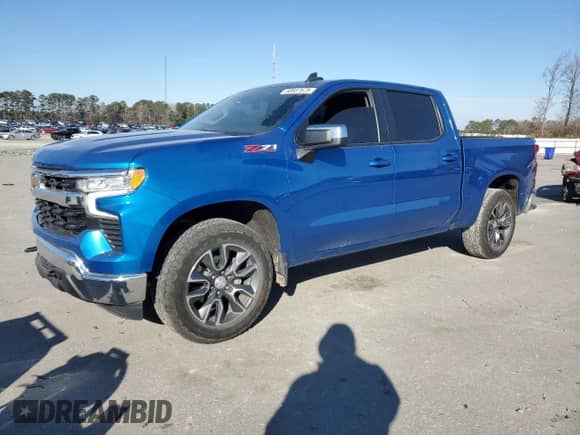2022 Chevrolet Silverado 1500 LT с VIN 1GCUDDET1NZ607687, выставлен на аукционе Copart как лот 88937675 с пробегом 59 934 миль миль и Списание • Salvage title. История ставок и продаж доступна на DreamBid. Изображение 1.