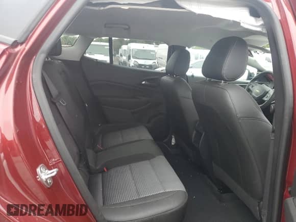 2025 Chevrolet Trax LT с VIN KL77LHEP9SC191829, выставлен на аукционе Copart как лот 87105385 с пробегом 18 686 миль миль и На запчасти • Non repairable. История ставок и продаж доступна на DreamBid. Изображение 11.