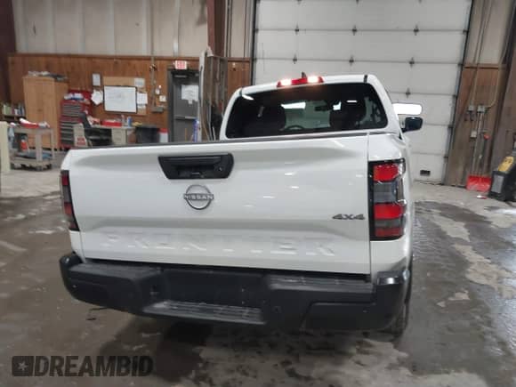 2024 Nissan Frontier S with VIN 1N6ED1CM1RN675481, listed as a IAAI auction lot 41598912 with 1,483 mi miles and . Bid and sale history available at DreamBid. Image 16.